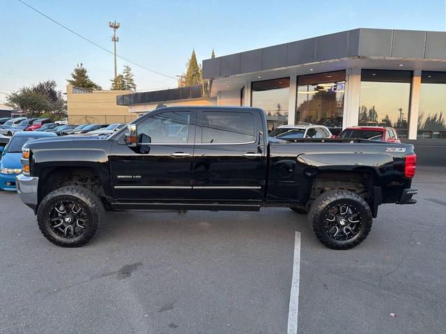 Photo of 2015 Black Chevrolet Silverado 3500