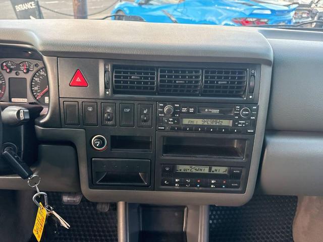 Photo of 2003 Reflex Silver Volkswagen Eurovan