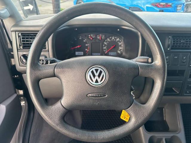 Photo of 2003 Reflex Silver Volkswagen Eurovan