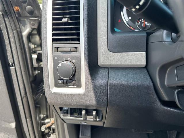 Photo of 2012 Mineral Gray Metallic Clearcoat RAM 2500