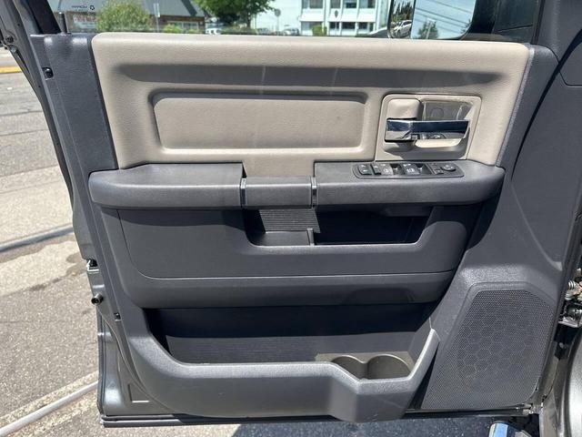 Photo of 2012 Mineral Gray Metallic Clearcoat RAM 2500