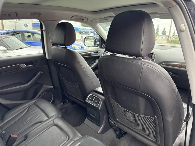 Photo of 2016 Blue Audi Q5