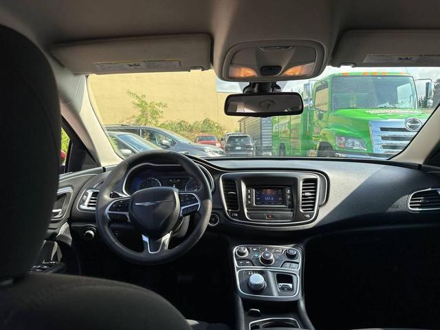 Photo of 2016 Velvet Red Pearlcoat Chrysler 200