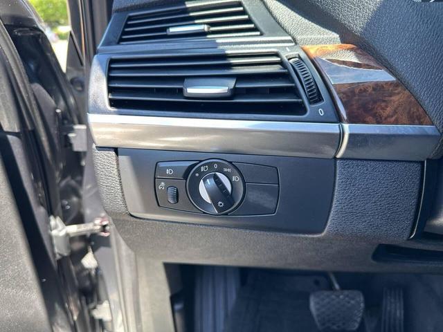 Photo of 2012 Gray BMW X5