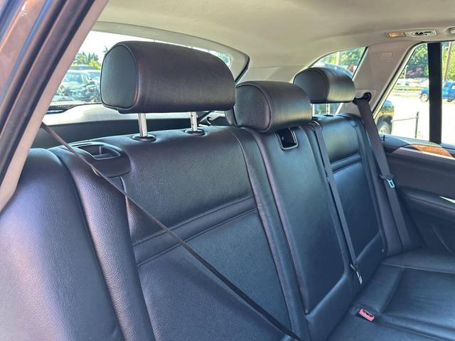 Photo of 2012 Gray BMW X5