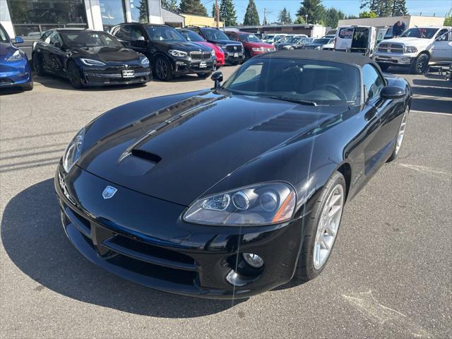 2004 Dodge Viper