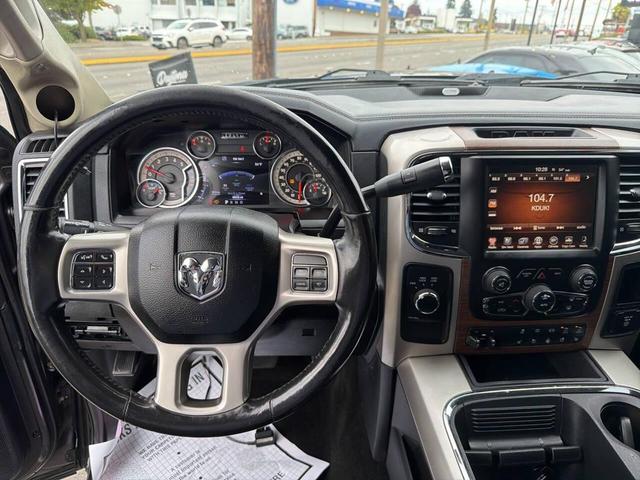 Photo of 2017 Brilliant Black Crystal Pearlcoat RAM 2500