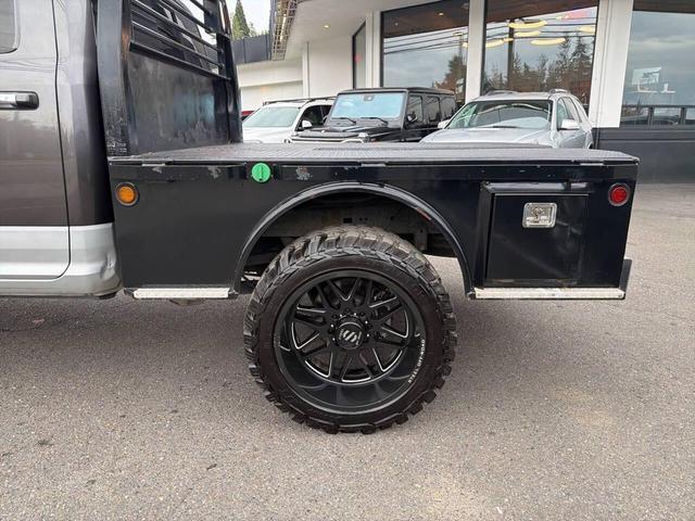 Photo of 2017 Brilliant Black Crystal Pearlcoat RAM 2500