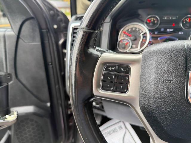 Photo of 2017 Brilliant Black Crystal Pearlcoat RAM 2500