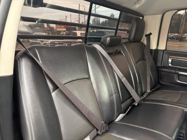 Photo of 2017 Brilliant Black Crystal Pearlcoat RAM 2500