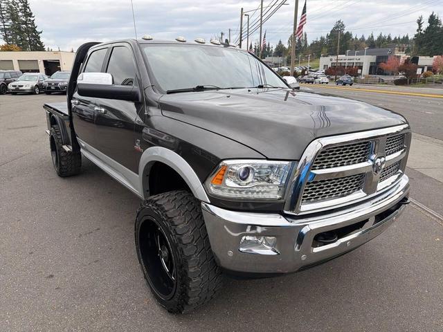 Photo of 2017 Brilliant Black Crystal Pearlcoat RAM 2500