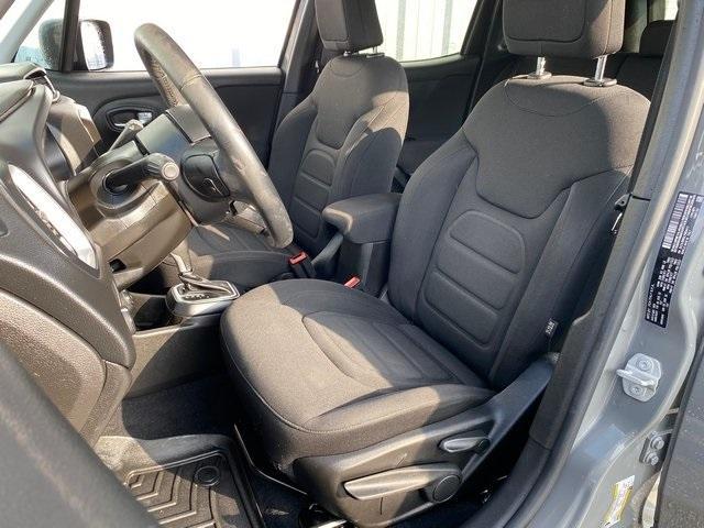 Photo of 2020 Sting Gray Clearcoat Jeep Renegade