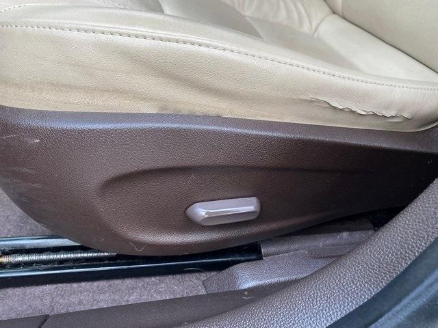 Photo of 2012 Blue Topaz Metallic Chevrolet Cruze