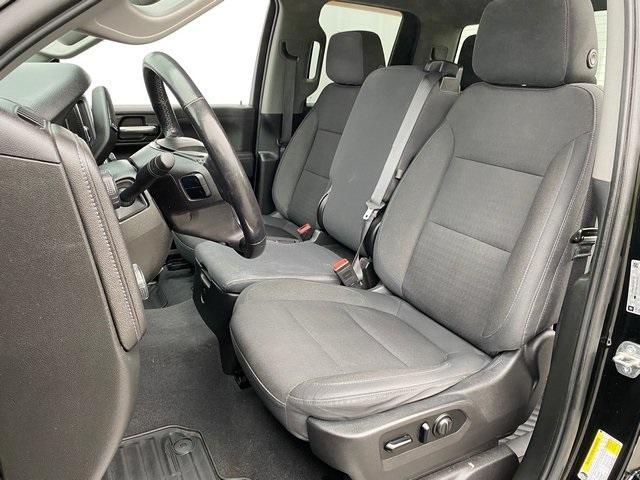 Photo of 2019 Black Chevrolet Silverado 1500
