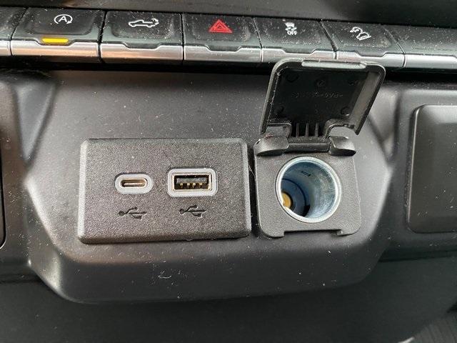 Photo of 2019 Black Chevrolet Silverado 1500