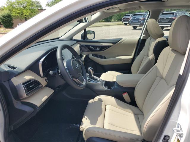 Photo of 2025 White Pearl Subaru Legacy