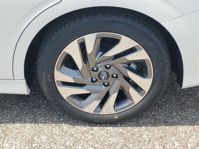 Photo of 2025 White Pearl Subaru Legacy