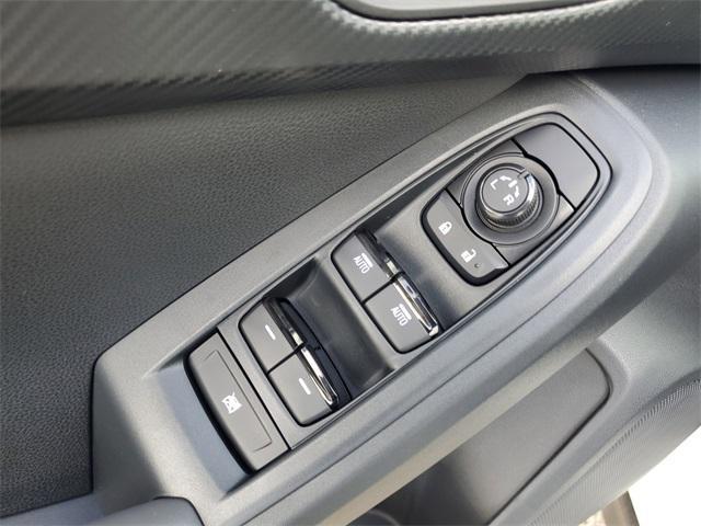 Photo of 2025 White Pearl Subaru Crosstrek