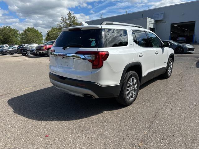 Photo of 2021 White Frost Tricoat GMC Acadia