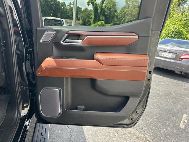 Photo of 2023 Onyx Black GMC Sierra 1500