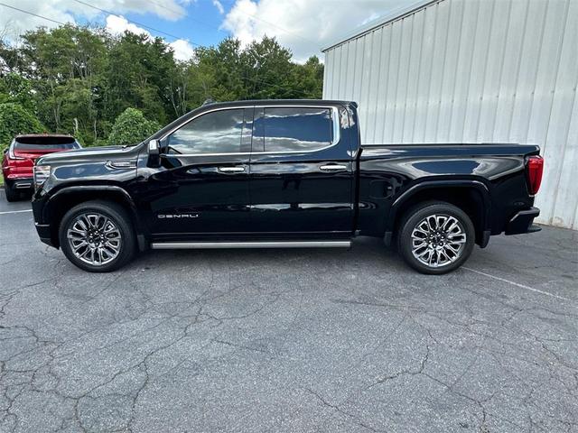 Photo of 2023 Onyx Black GMC Sierra 1500