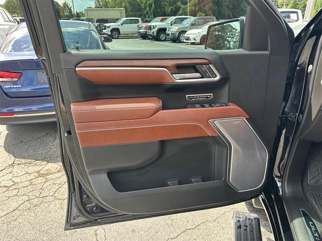Photo of 2023 Onyx Black GMC Sierra 1500