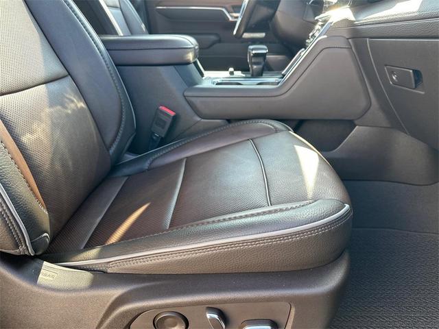 Photo of 2023 Pacific Blue Metallic GMC Sierra 1500