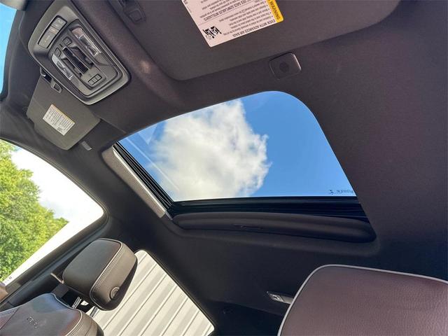 Photo of 2023 Pacific Blue Metallic GMC Sierra 1500