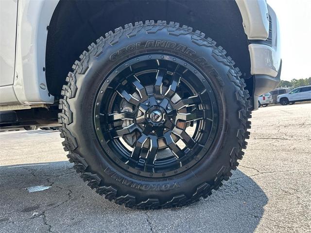 Photo of 2019 Summit White Chevrolet Silverado 1500