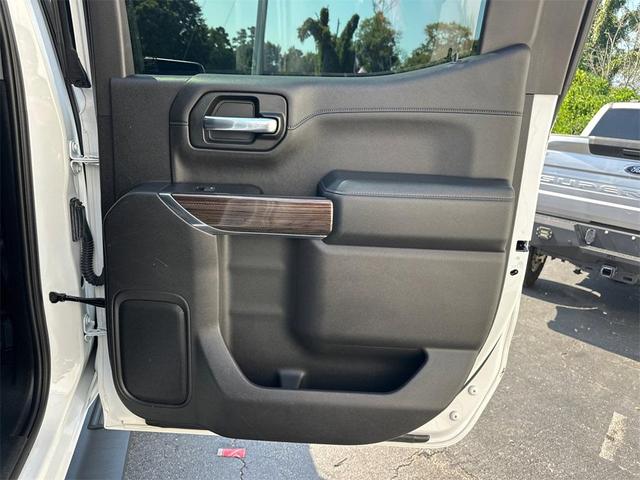 Photo of 2019 Summit White Chevrolet Silverado 1500