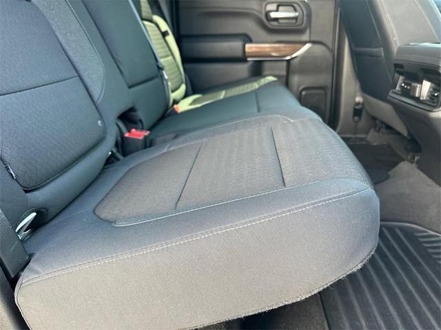 Photo of 2019 Summit White Chevrolet Silverado 1500