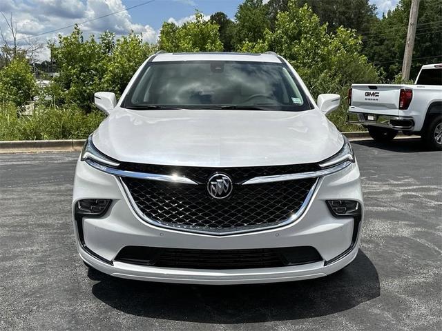 Photo of 2023 White Frost Tri-Coat Buick Enclave
