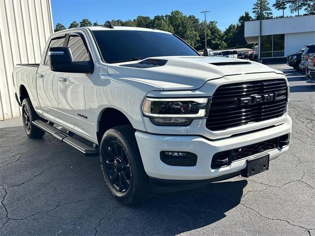 Photo of 2024 Pearl White RAM 2500