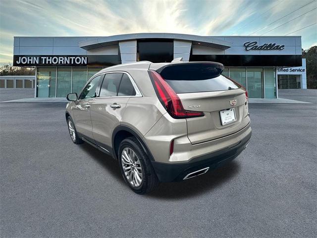 Photo of 2024 Latte Cadillac XT4