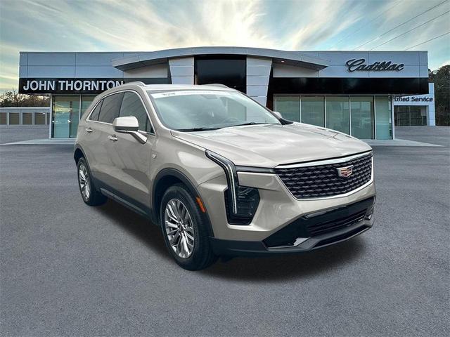 Photo of 2024 Latte Cadillac XT4