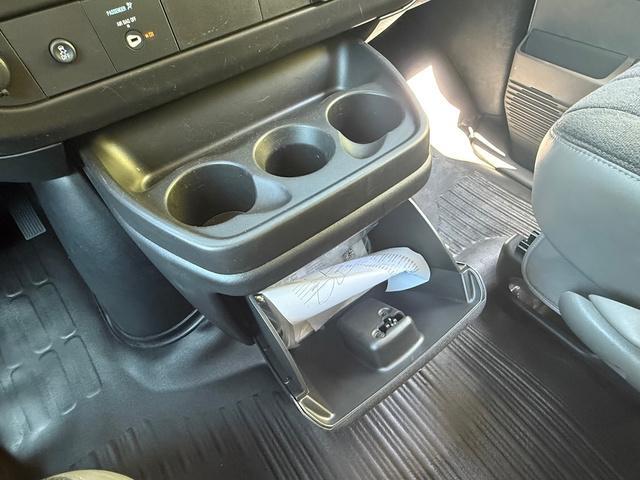 Photo of 2024 Summit White GMC Savana 2500