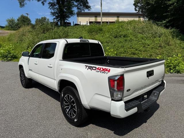 Photo of 2020 Super White Toyota Tacoma