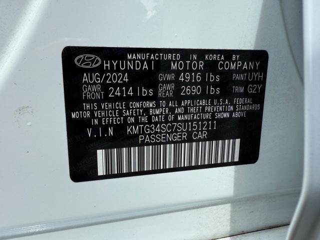 Photo of 2025 Pearl Genesis G70