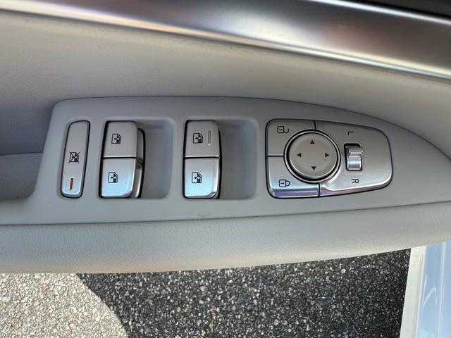 Photo of 2025 Pearl Genesis G70