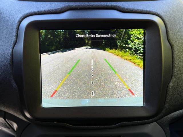 Photo of 2022 Gray Jeep Renegade