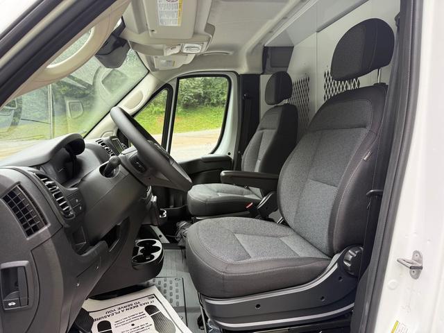 Photo of 2025 Bright White Clearcoat RAM ProMaster 2500