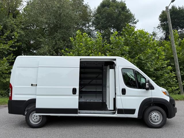 Photo of 2025 Bright White Clearcoat RAM ProMaster 2500