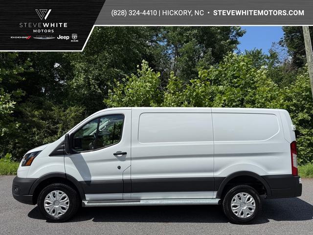 2024 Ford Transit-250