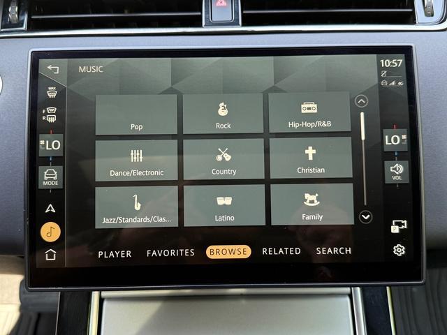Photo of 2024 Santorini Black Land Rover Range Rover Evoque