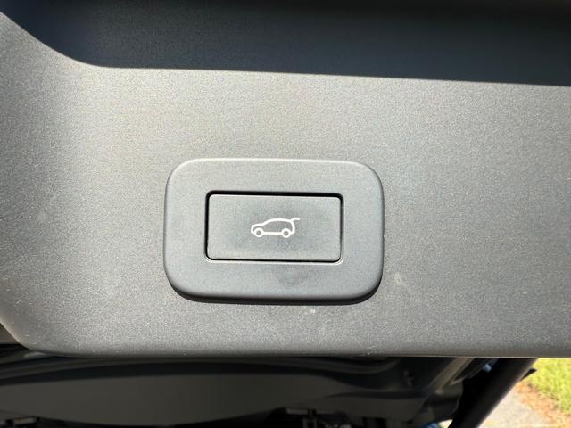 Photo of 2024 Santorini Black Land Rover Range Rover Evoque