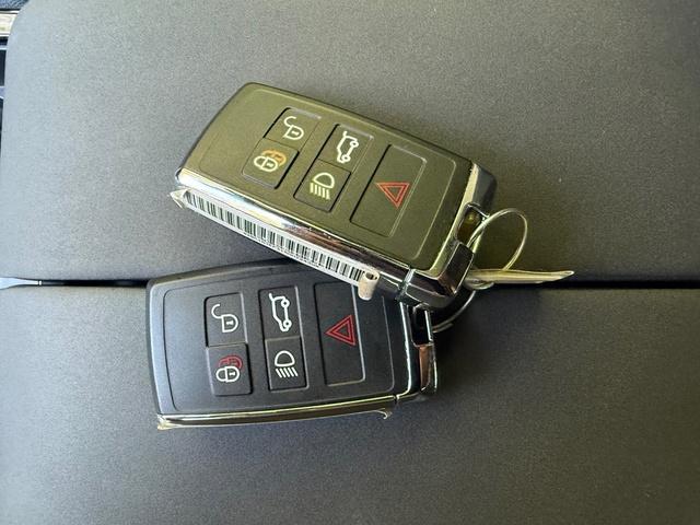 Photo of 2024 Santorini Black Land Rover Range Rover Evoque