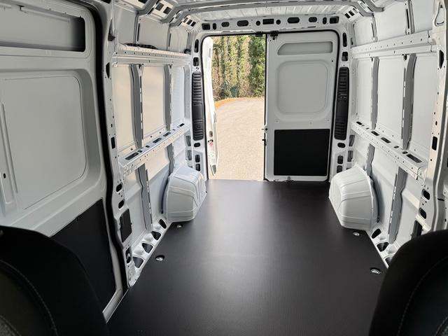 Photo of 2025 Bright White Clearcoat RAM ProMaster 2500