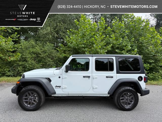 Photo of 2024 Bright White Clearcoat Jeep Wrangler