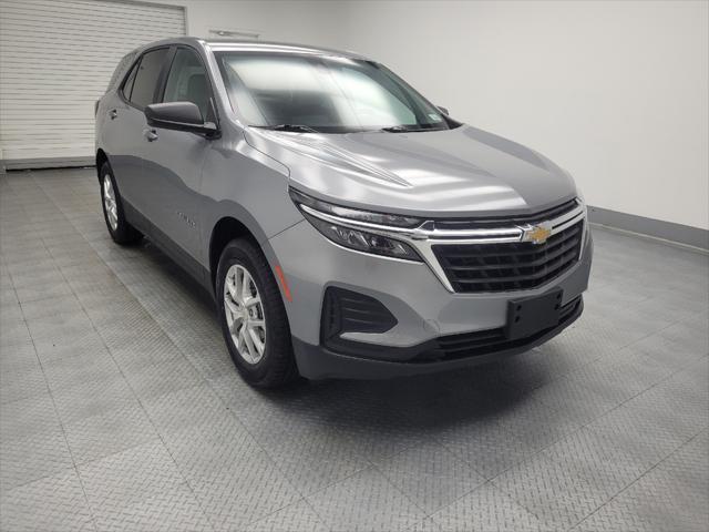 Photo of 2023 Sterling Gray Metallic Chevrolet Equinox