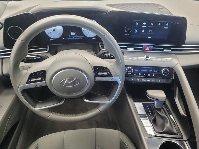 Photo of 2023 Intense Blue Hyundai ELANTRA